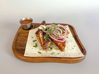 Свинячі реберця (250/50 г)