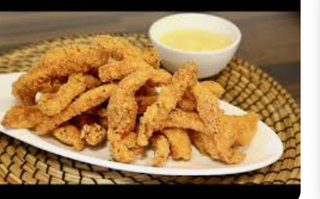 Tapa de lagrimitas de pollo caseras con 3 salsas