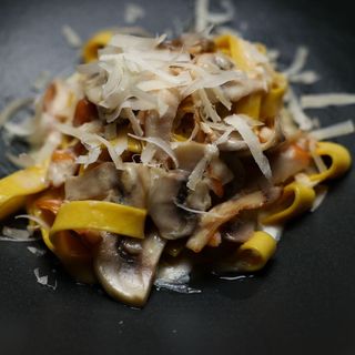 Паста с копченым цыпленком 