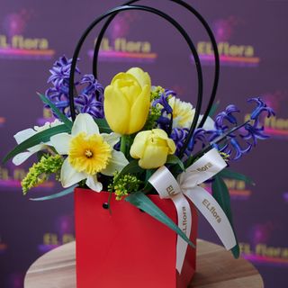 Aranjament flori primavara