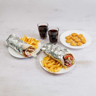 2 menù kebab + 10 nuggets di pollo