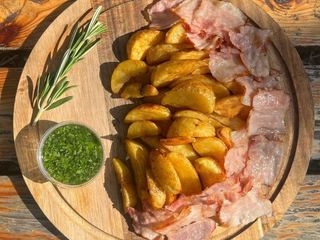Запечена картопля з беконом (350g)