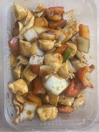 52 Pollo in salsa piccante