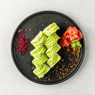 Salmon Avocado Roll 8szt