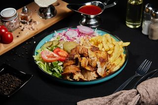 SHAORMA DE PUI MARE FARFURIE 650 gr.