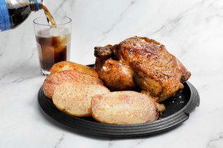 Menú familiar + Xibeca (1 lt.)