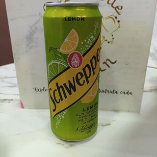 Schweppes Limón
