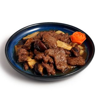 269.ternera con banbu y setas china