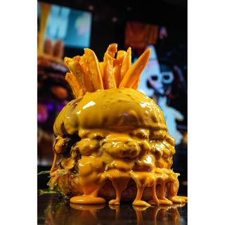 DUBAI's BEST SELLER TRIPLE BURGR 900g