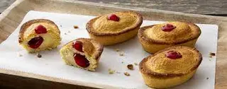 Pasticcioto crema e amarena gr 120 circa