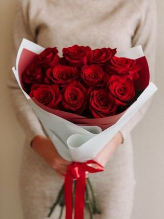 წითელი ვარდები