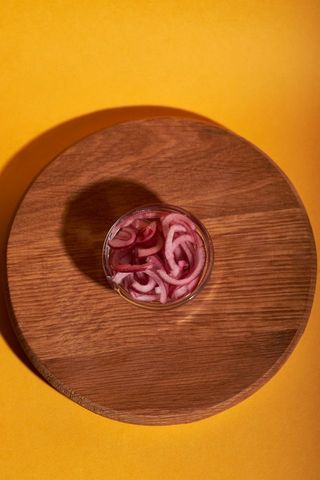 Маринована цибуля (20г)