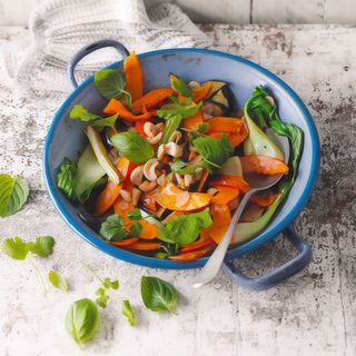 Verduras De Temporada Salteadas