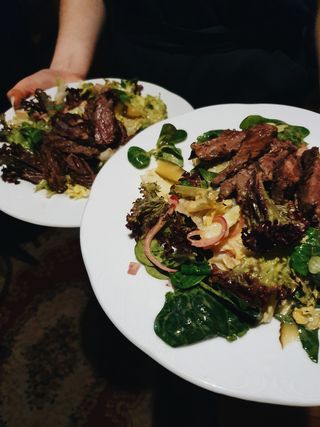 Салат з телятиною (230 гр)