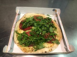 Pizza specialita intercontinentale singola monte Mucrone