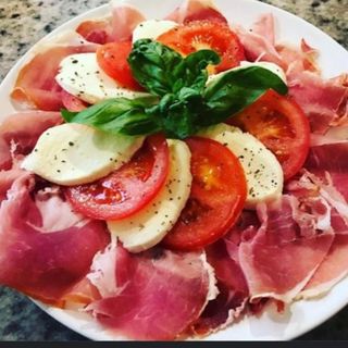 Caprese con Crudo San Daniele 