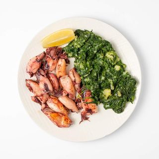 Lignje na žaru i blitva