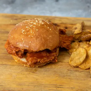 Crispy BBQ sendvič