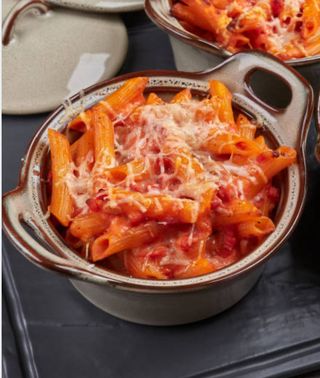 Penne Rigate Al Estilo Caminetto