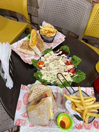 PROMO - Salade + Tacos Poulet + Ciabatta Viande Hachée