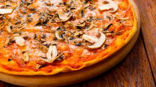 Pizza funghi