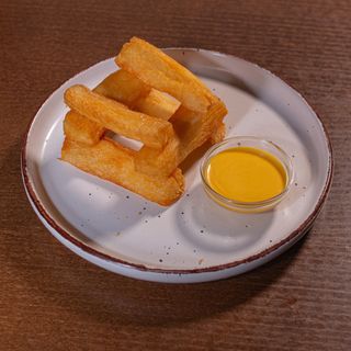 Yucas Fritas