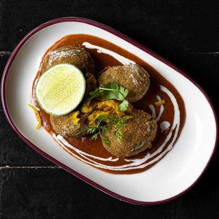 "Paneer Aloo Kofta" (Vegeterijansko)