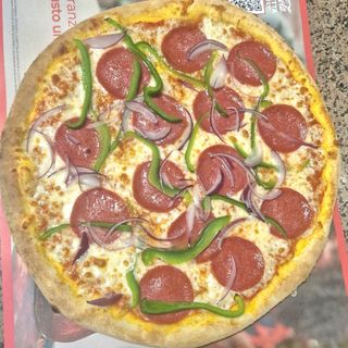  Pizza salame piccante