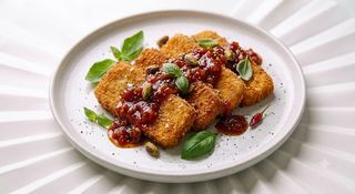 Queso Frito Con Mermelada De Tomate