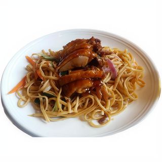 Tallarines Con Pato Asado