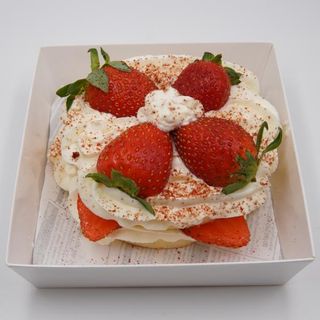 Strawberry Box Cake