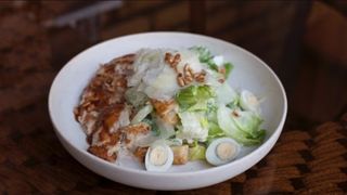 Цезарь с курицей