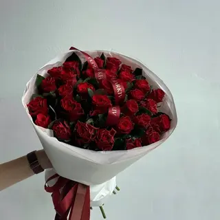 Троянда Ред Таказі 31 шт 
