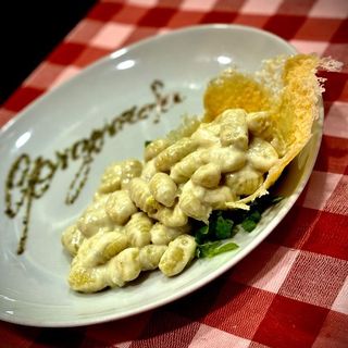 GNOCCHI 4 QUESOS 