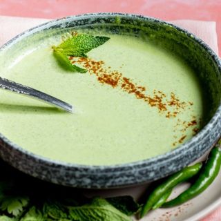 Salsa yoghurt con menta