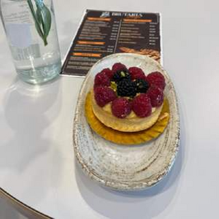 Tarta cu Fructe Proaspete