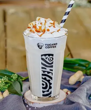 Milkshake cu înghețată* de vanilie și biscuiți