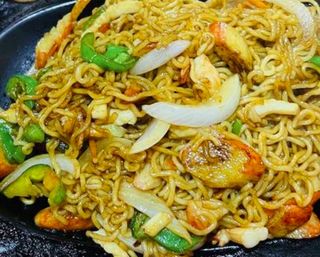 Yakisoba Con Mariscos