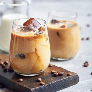 Iced Flavoured Latte (500ml)