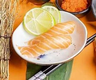 Nigiri sake "salmone"