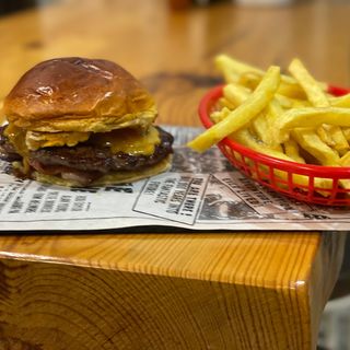 Menú hamburguesa Smash