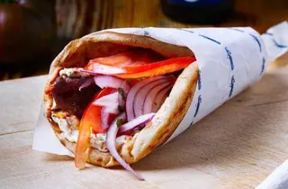 Souvlaki De Horiatiko Loukaniko De Thessalia DO