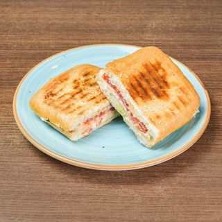 ქათმის ცეზარის სენდვიჩი