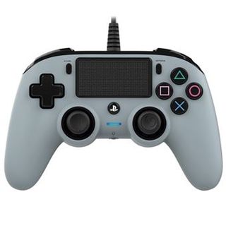 Mando Nacon Compact Gris Para Ps4/Pc - 3499550360776