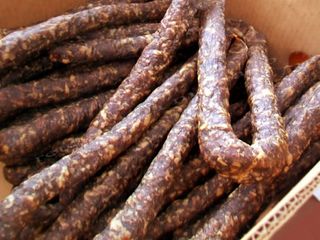 Carnati de casa afumati