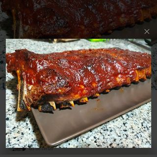 Costillas de cerdo a la barbacoa + 1 gaseosa