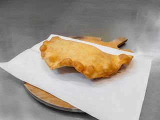 Panzerotto con carne fritto