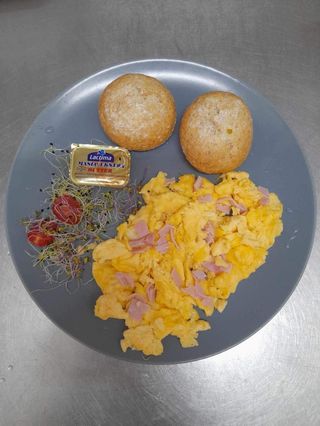 Jajecznica ( z 3 jaj) 