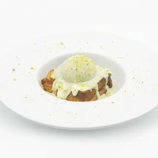 Torrija de Pan Brioche con Pistacho