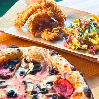 PIZZA & CRISPY COMBO